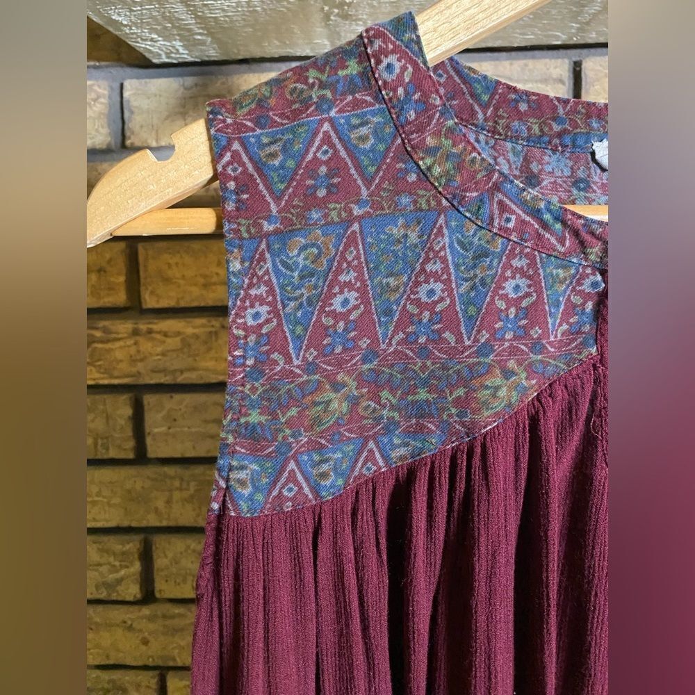 ‎Hem & Thread tank top - Picture 3 of 8